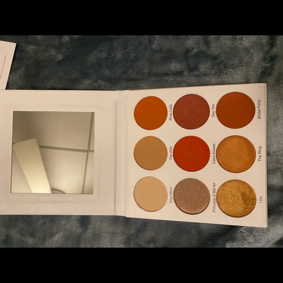 Eyeshadow palette - Picture 2 of 5